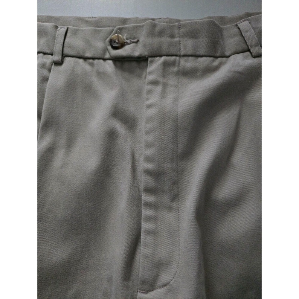 Haggar Men's Khaki Pleated Dress Pants Relaxed Fit 34x34 Cotton Polyester - Picture 3 of 9